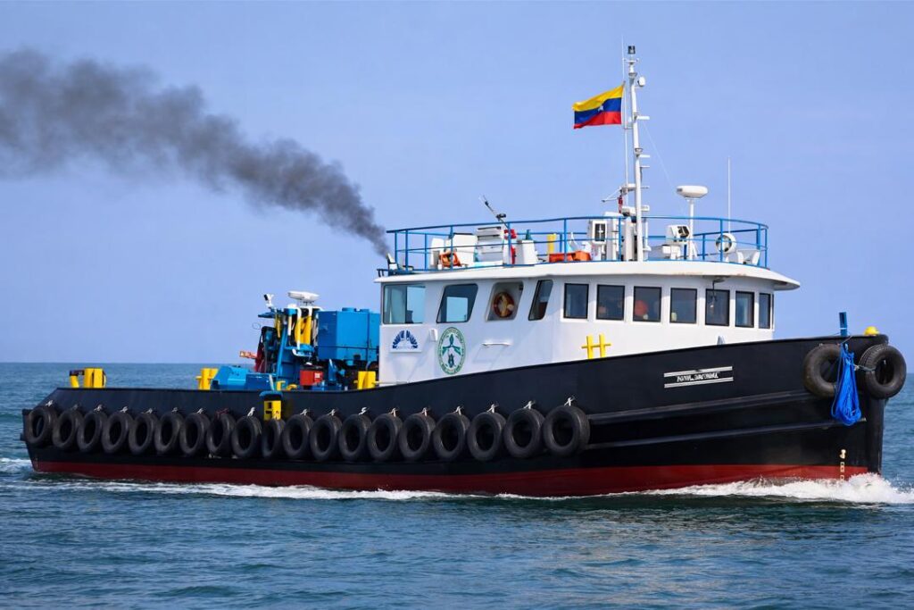 Barcaza Carmen Teresa