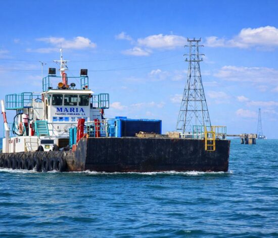 Barcaza Maria